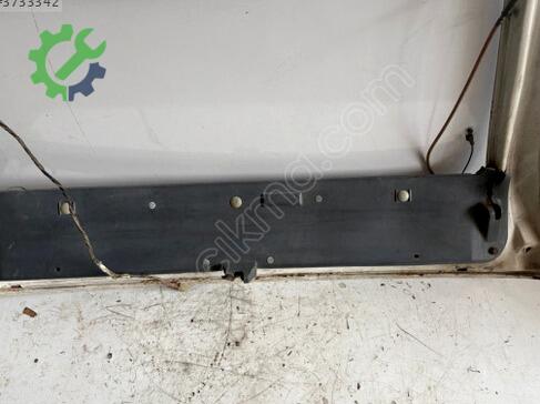 Suzuki Swift Bagaj Kapağı çıkma parça