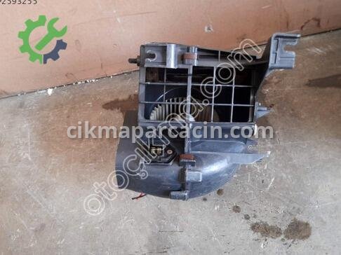 Suzuki Swift Kalorifer Kutusu çıkma parça
