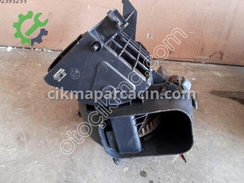 Suzuki Swift Kalorifer Kutusu çıkma parça