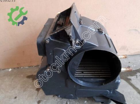 Suzuki Swift Kalorifer Kutusu çıkma parça