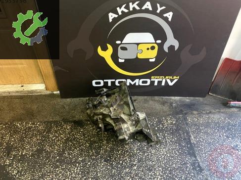 Suzuki Swift Şanzıman Komple çıkma parça