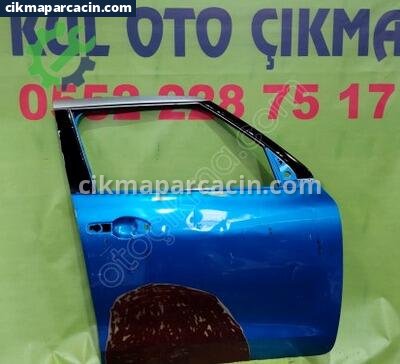 Suzuki Swift Sağ Ön Kapı çıkma parça