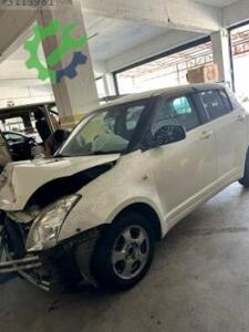 Suzuki Swift Sol Ön Kapı Boş Orjinal Çıkma