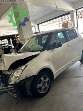Suzuki Swift Sol Ön Kapı çıkma parça