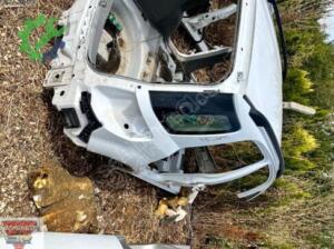 Çıkma Orijinal Sağ Arka Çamurluk Suzuki Swift