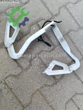 Suzuki Vitara Kaput Menteşesi çıkma parça