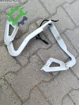 Suzuki Vitara Kaput Menteşesi çıkma parça