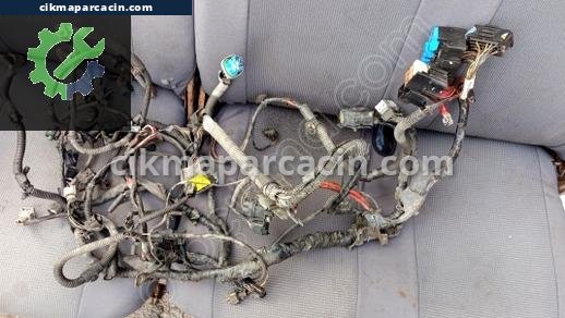 Renault Symbol Motor Tesisatı çıkma parça