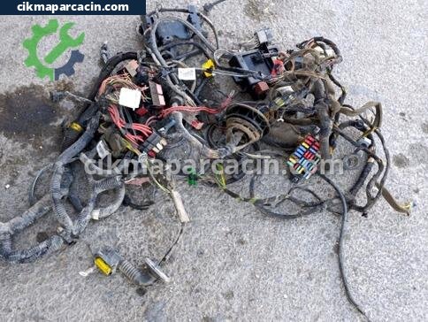 Renault Symbol Motor Tesisatı çıkma parça