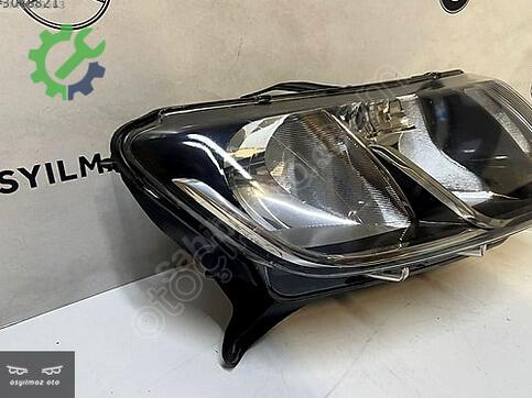 Renault Symbol Sağ Ön Far çıkma parça