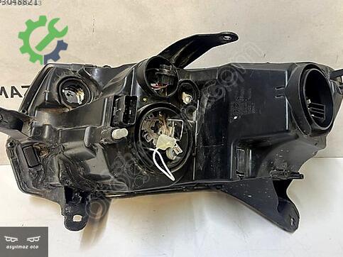Renault Symbol Sağ Ön Far çıkma parça