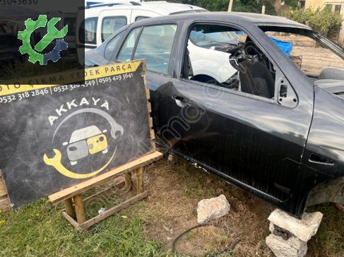Renault Symbol Sağ Ön Kapı çıkma parça
