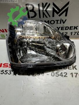 Nissan X-Trail Far çıkma parça
