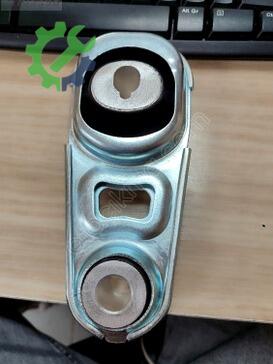 Renault Kadjar Takoz 112383734R çıkma parça
