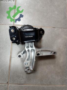 Nissan Qashqai Takoz 11210-4EA0B çıkma parça