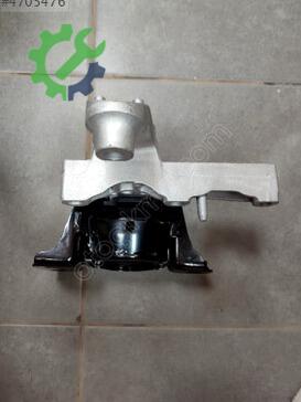 Nissan Qashqai Takoz 11210-4EA0B çıkma parça
