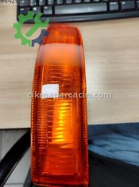 Toyota Corona Tampon Sinyali 81520-20640 çıkma parça
