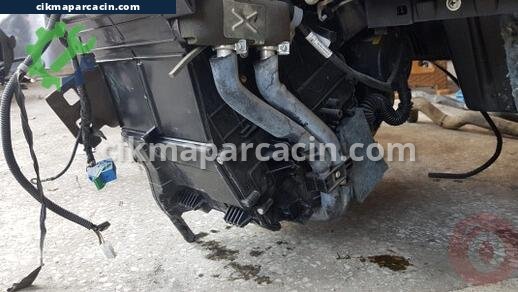 Tata Vista Kalorifer Kutusu çıkma parça