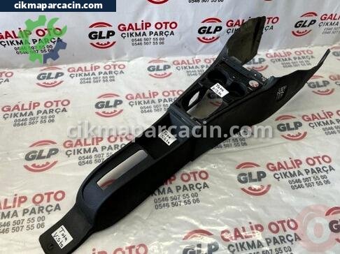 Tata Vista Orta Konsol çıkma parça