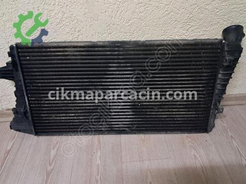 Mitsubishi Maxus Intercooler Radyatörü çıkma parça