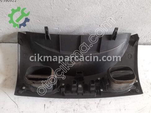 Mitsubishi Maxus Kalorifer çıkma parça