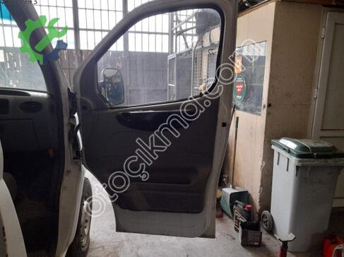 Mitsubishi Maxus Sağ Ön Kapı çıkma parça