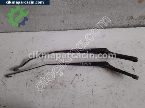 Mitsubishi Maxus Silecek Kolu çıkma parça