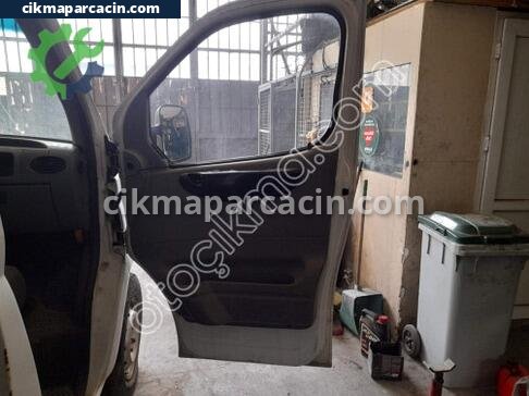Mitsubishi Maxus Kapı Döşemesi çıkma parça