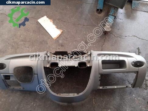 Mitsubishi Maxus Torpido çıkma parça