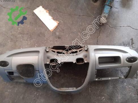 Mitsubishi Maxus Torpido çıkma parça