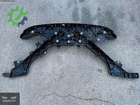 Tesla Model Y Ön Panel 1643521 çıkma parça