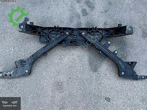Tesla Model Y Ön Panel 1643521 çıkma parça
