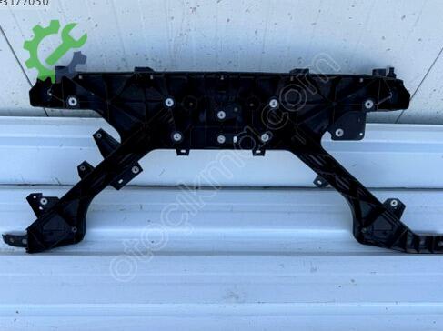 Tesla Model Y Ön Panel çıkma parça