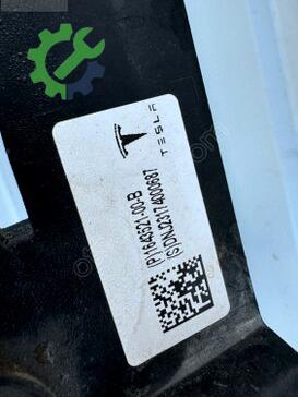 Tesla Model Y Ön Panel 1643521-00-B çıkma parça
