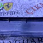 Tesla model Y ön tampon orta ızgara