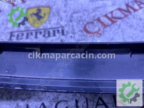 Tesla Model Y Tampon Izgarası 1493759 çıkma parça