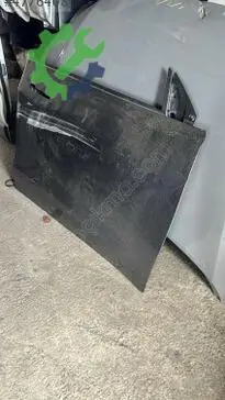 Tesla Model Y Ön Kapı çıkma parça