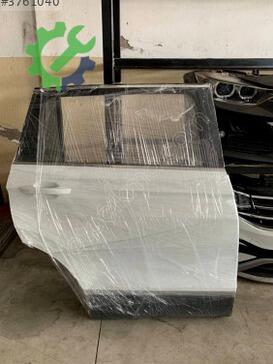 Volkswagen Tiguan Sağ Arka Kapı çıkma parça