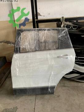 Volkswagen Tiguan Sol Arka Kapı çıkma parça