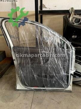 Volkswagen Passat Sol Ön Kapı çıkma parça
