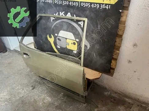 Tofaş Doğan Sağ Arka Kapı çıkma parça