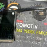 Touran Sağ Arka Kapı Kelebek Camı Orjinal Çıkma