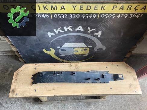 Volkswagen Touran Eşik Kaplaması 1T0853371B çıkma parça