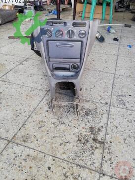 Toyota Corolla Torpido çıkma parça