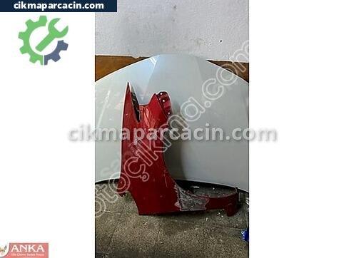 Toyota Auris Sağ Çamurluk çıkma parça