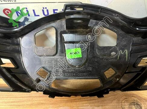 Toyota Auris Ön Panjur 2013-2015 çıkma parça