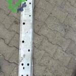 Toyota Auris arka tampon demiri 2015/22