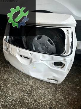 Toyota Auris Bagaj Kapağı çıkma parça