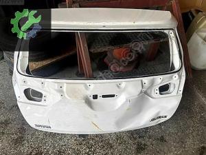 TOYOTA AURİS BAGAJ KAPAĞI ÇIKMA ORJİNAL