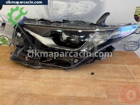Toyota Auris Mercekli Far çıkma parça